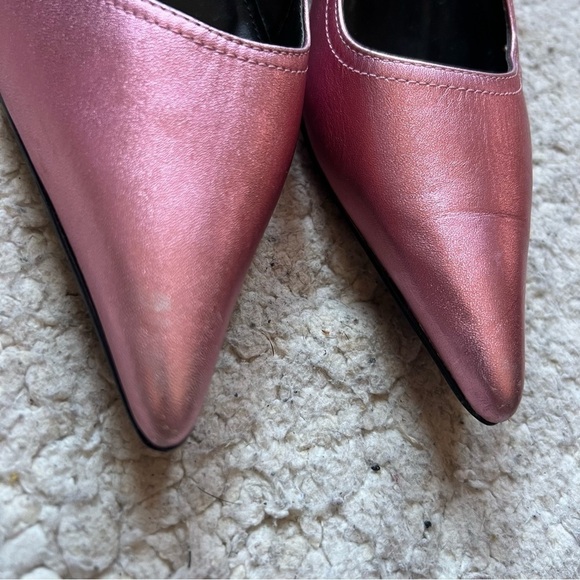 Steve Madden VTG Kondor Metallic Pink Leather Floral Cut Out Pointed Toe Heels - Picture 8 of 12
